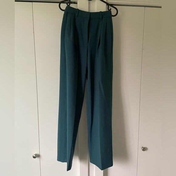 Aritzia Babaton pleated high rise wide leg size 0 - Picture 2 of 5